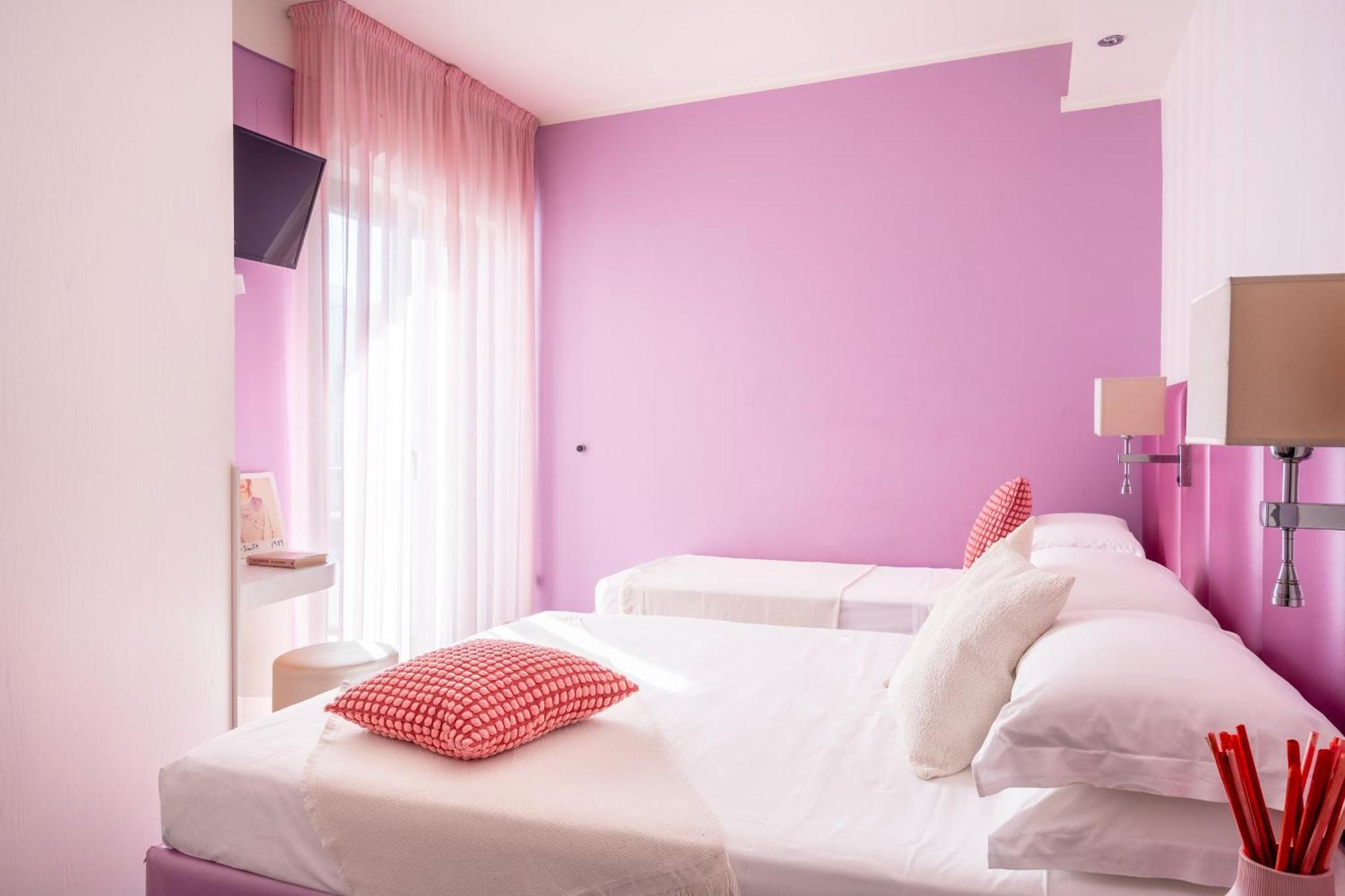 Hotel 2000 Riccione Dış mekan fotoğraf