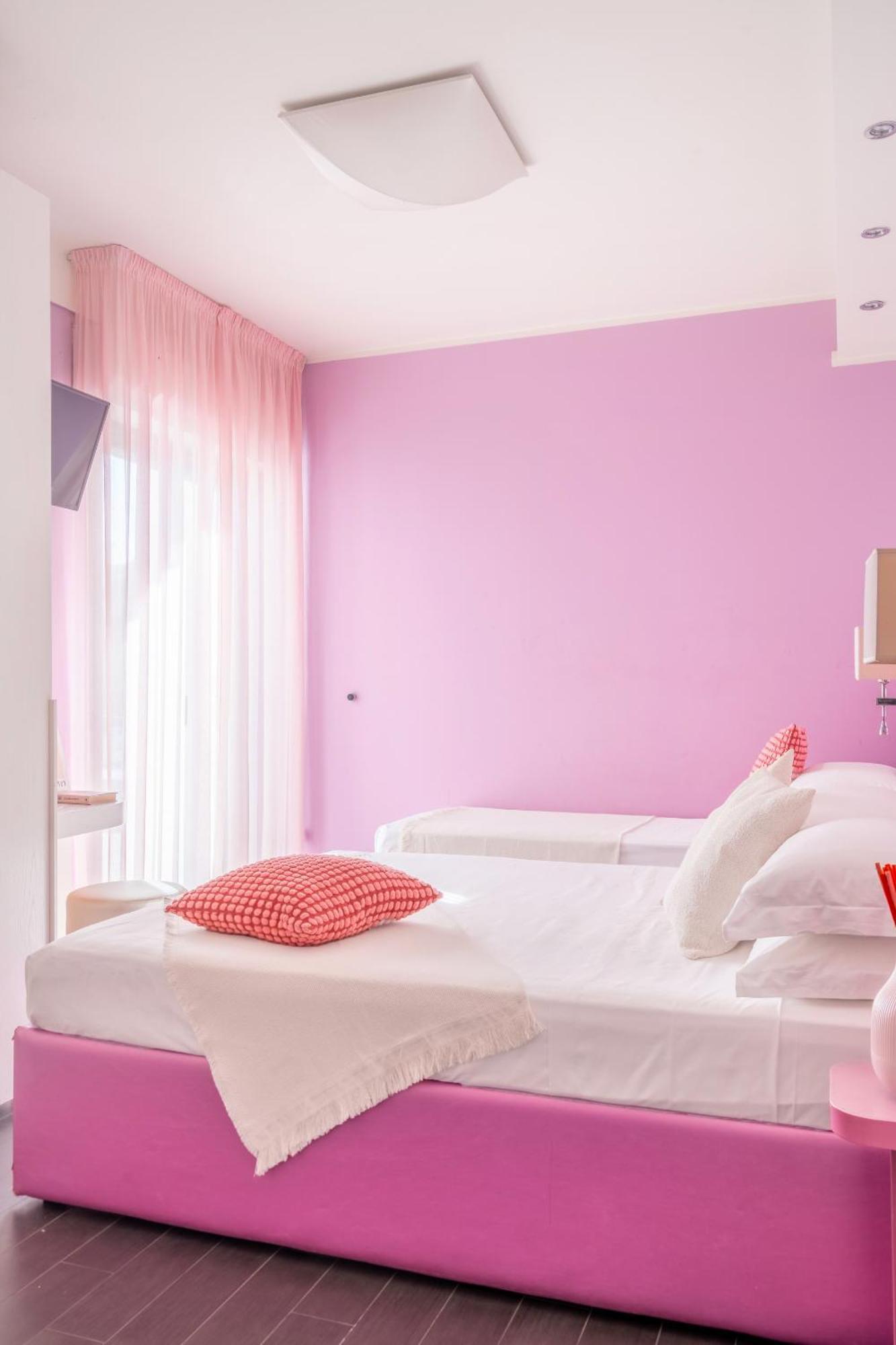 Hotel 2000 Riccione Dış mekan fotoğraf